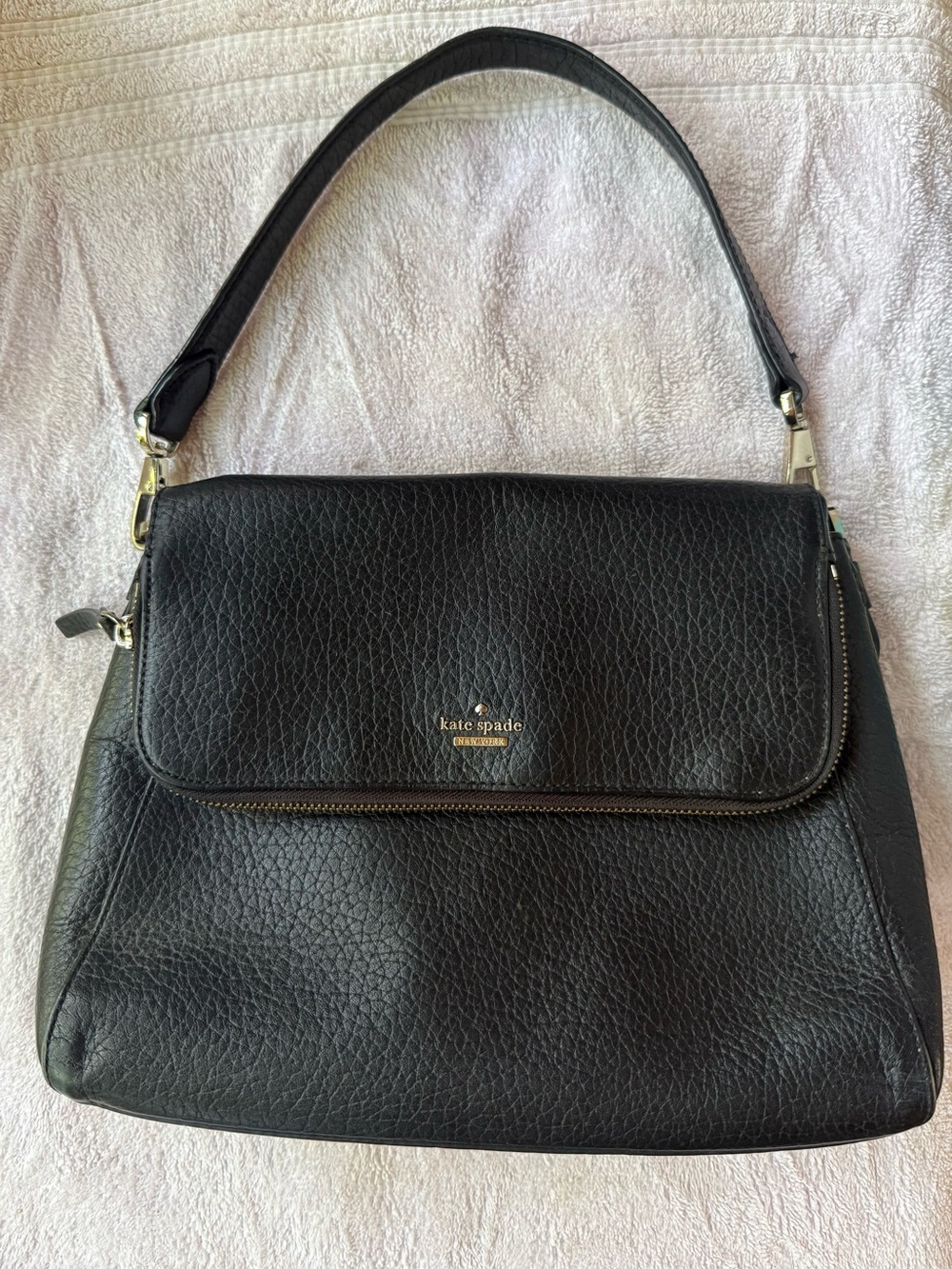 kate spade Black Pebbled Leather Shoulder Bag with Gold Hardware. Shoulder strap